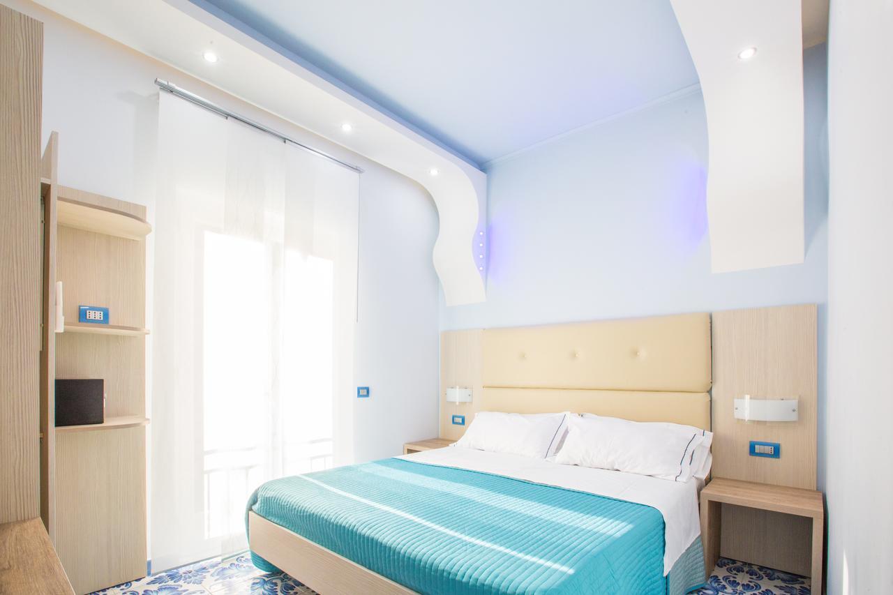Palazzo Aranci Sorrento Coast Hotel Exterior photo